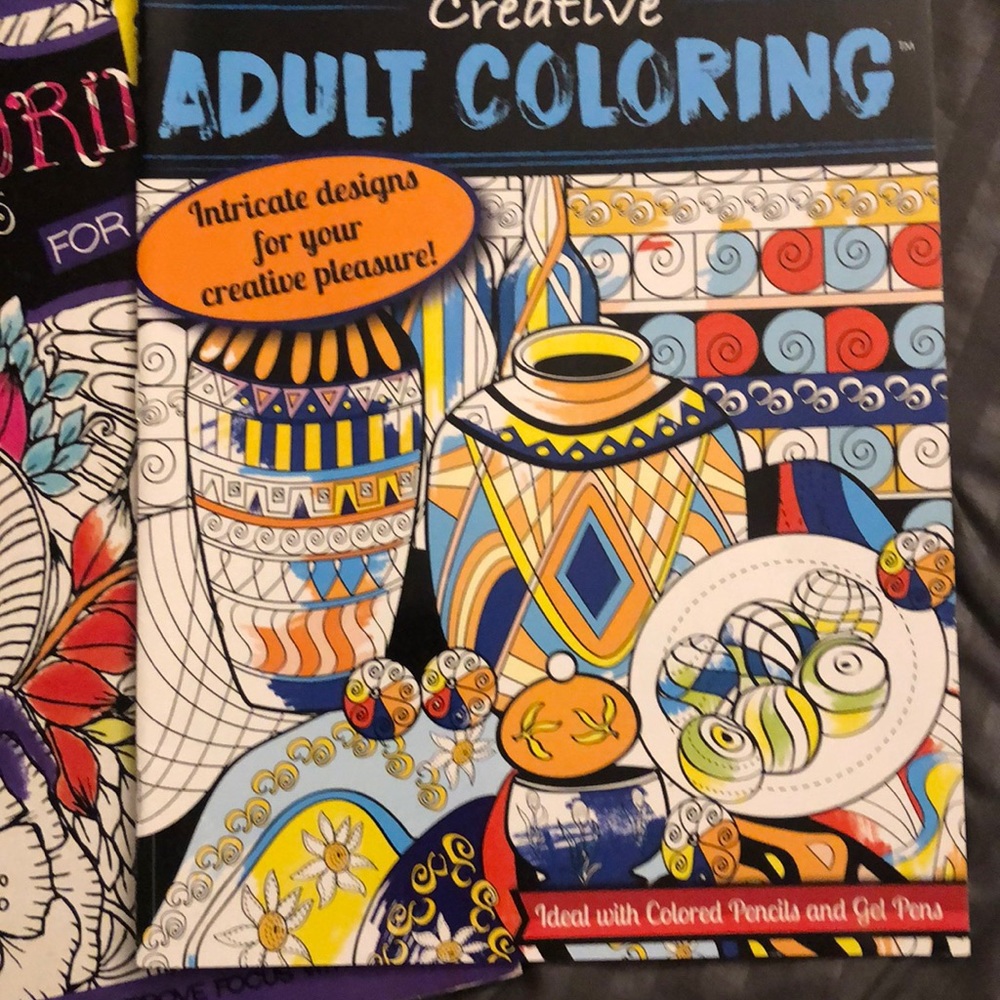 Coloring books - Picture 6 of 7